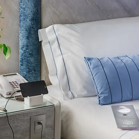 Rivoli Boutique Hotel 4*
