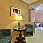 Отель Rivoli Boutique