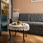 Hotel Rivoli Boutique 4*