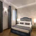 Rivoli Boutique Отель