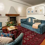 Rivoli Boutique Флоренция