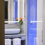 Отель Rivoli Boutique