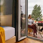 Rivoli Boutique Отель
