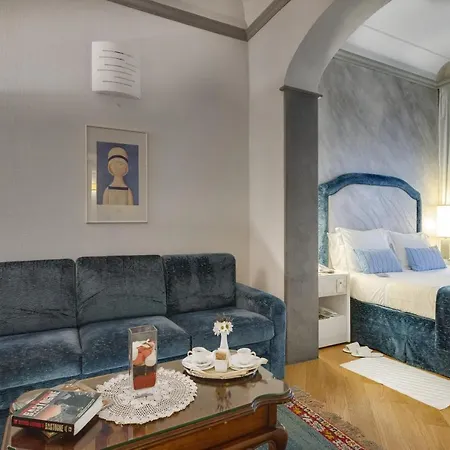 Rivoli Boutique 4* Firenze