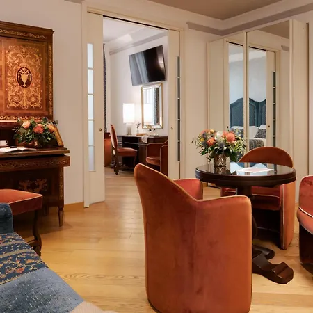 Rivoli Boutique 4*