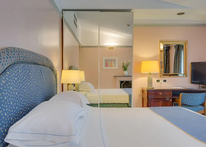 Rivoli Boutique Hotel 4*