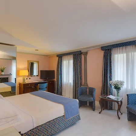 Hotel Rivoli Boutique 4*